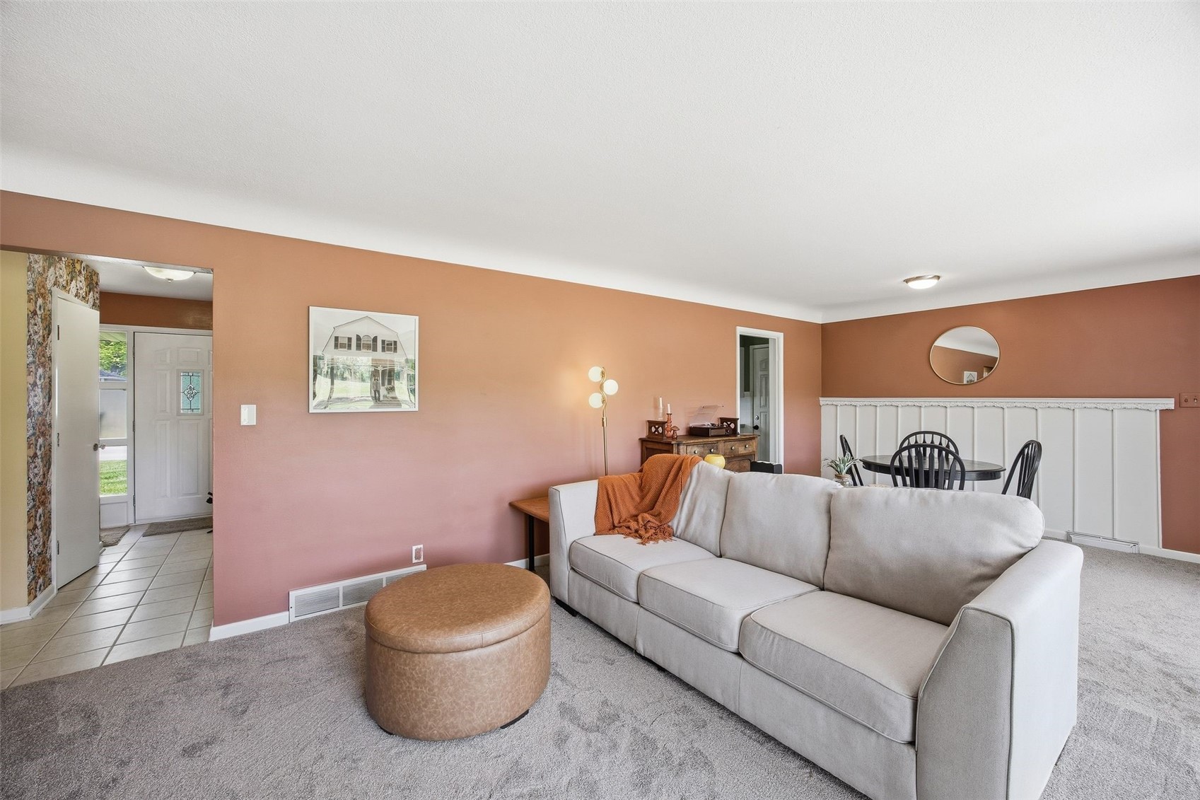 1225 29th Street NE
