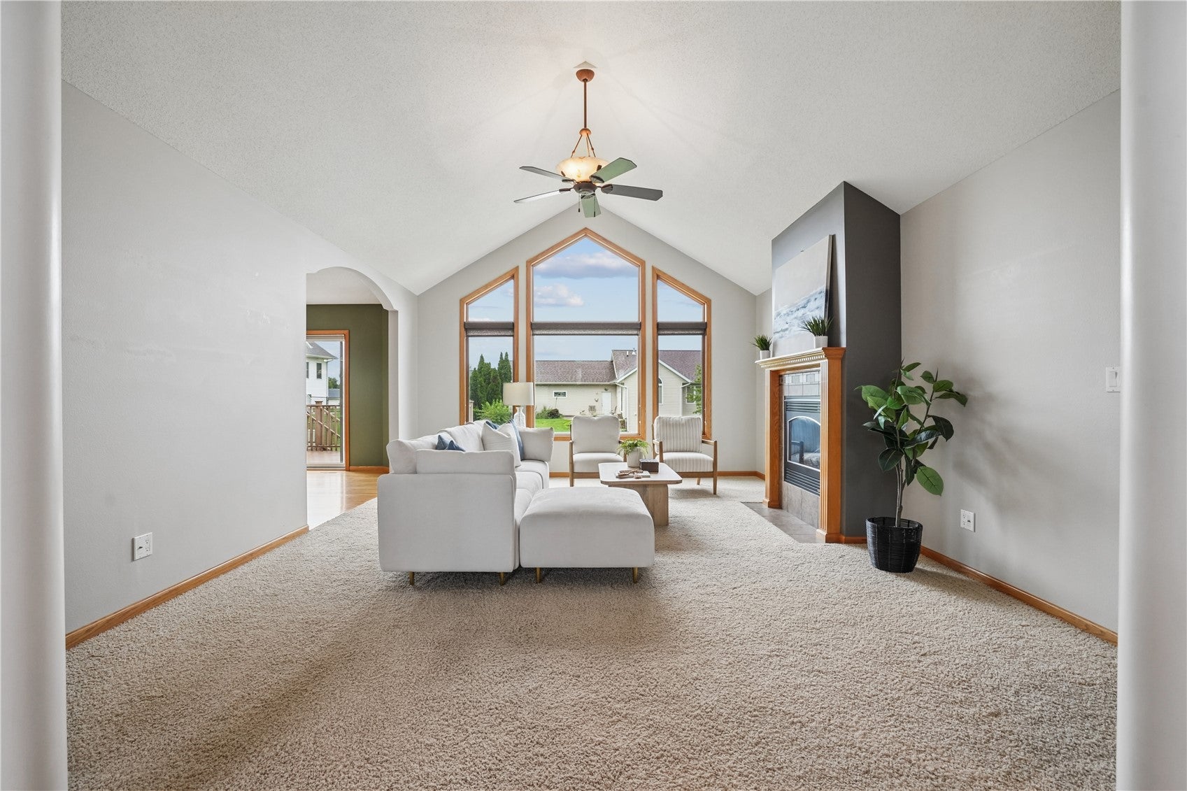 403 Wildflower Dr