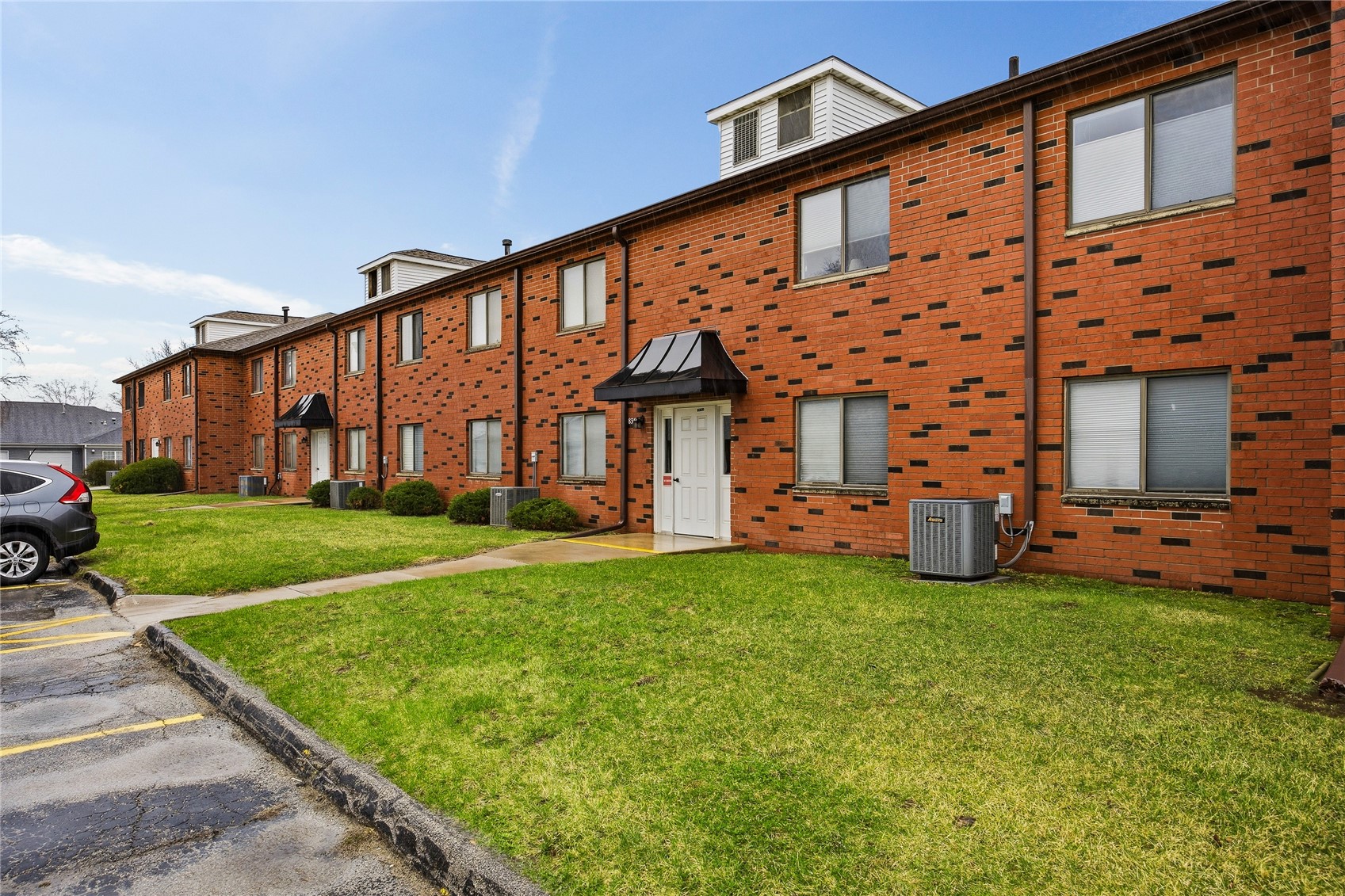 830 Kerry Lane SE 19