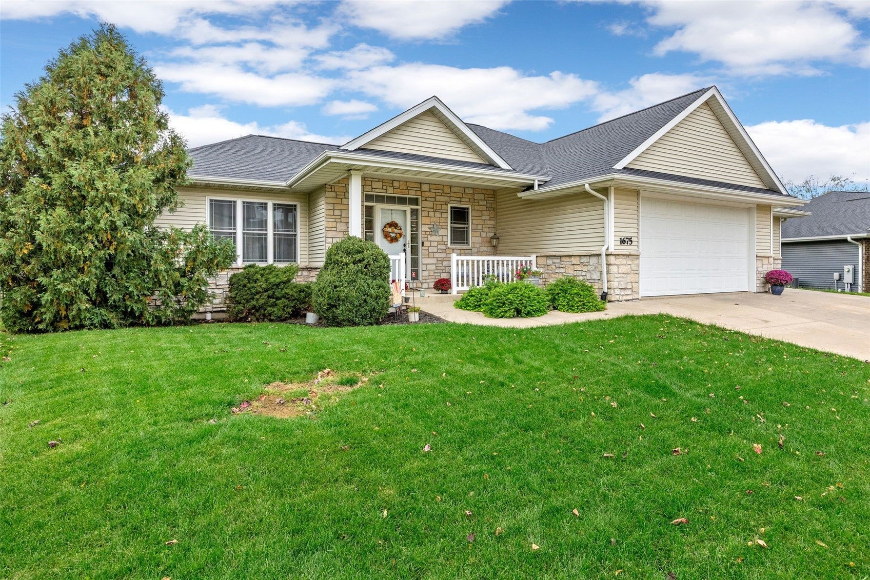 1675 Grizzly Trail