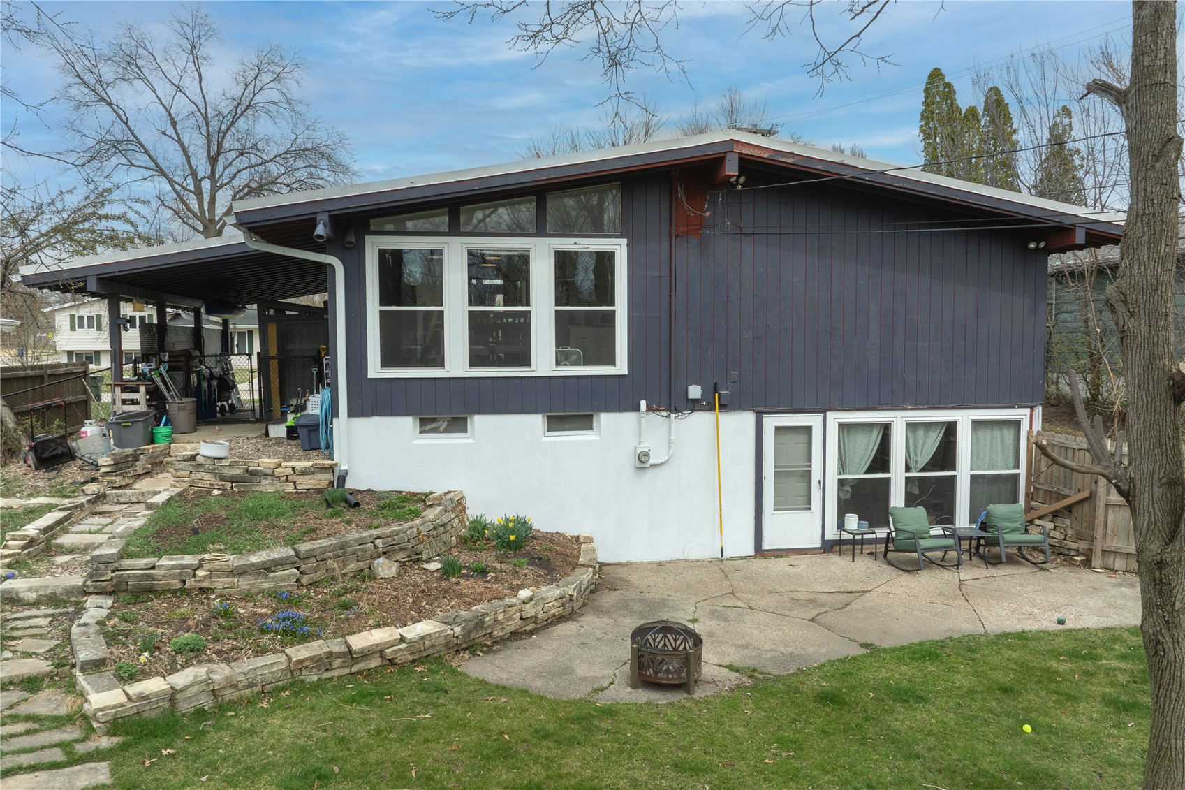 2237 Evergreen Street NE