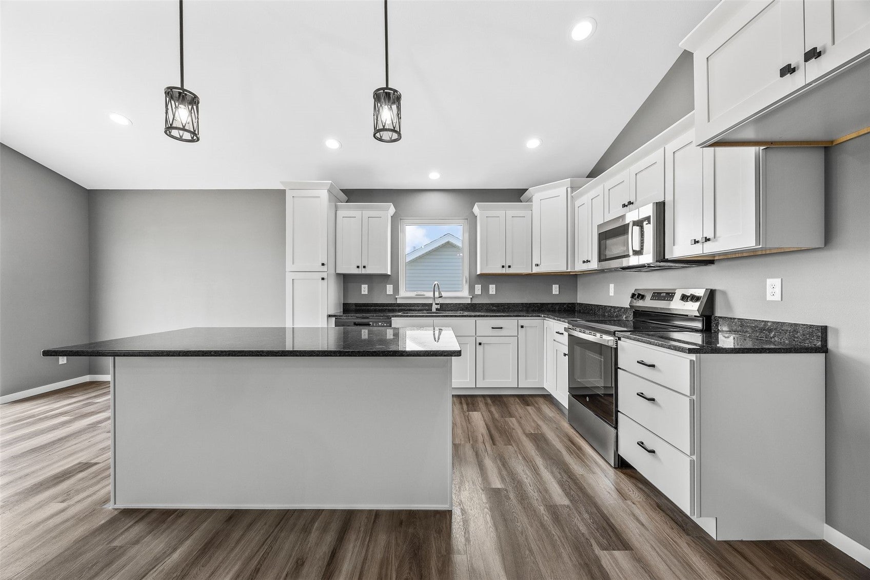810 Indigo Drive