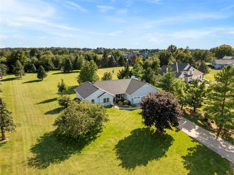 5843 Wells Lane Cedar Rapids IA 52411