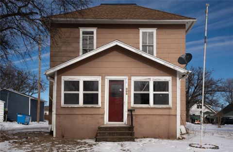 305 Park Street Reinbeck IA 50669