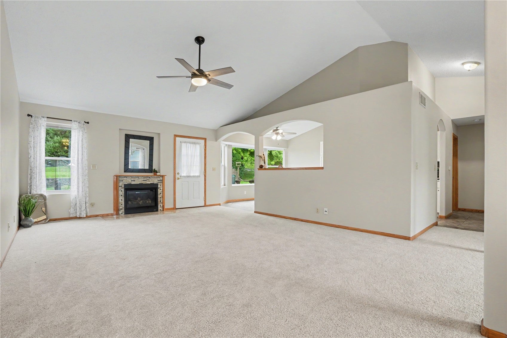 4165 Deer Valley Drive