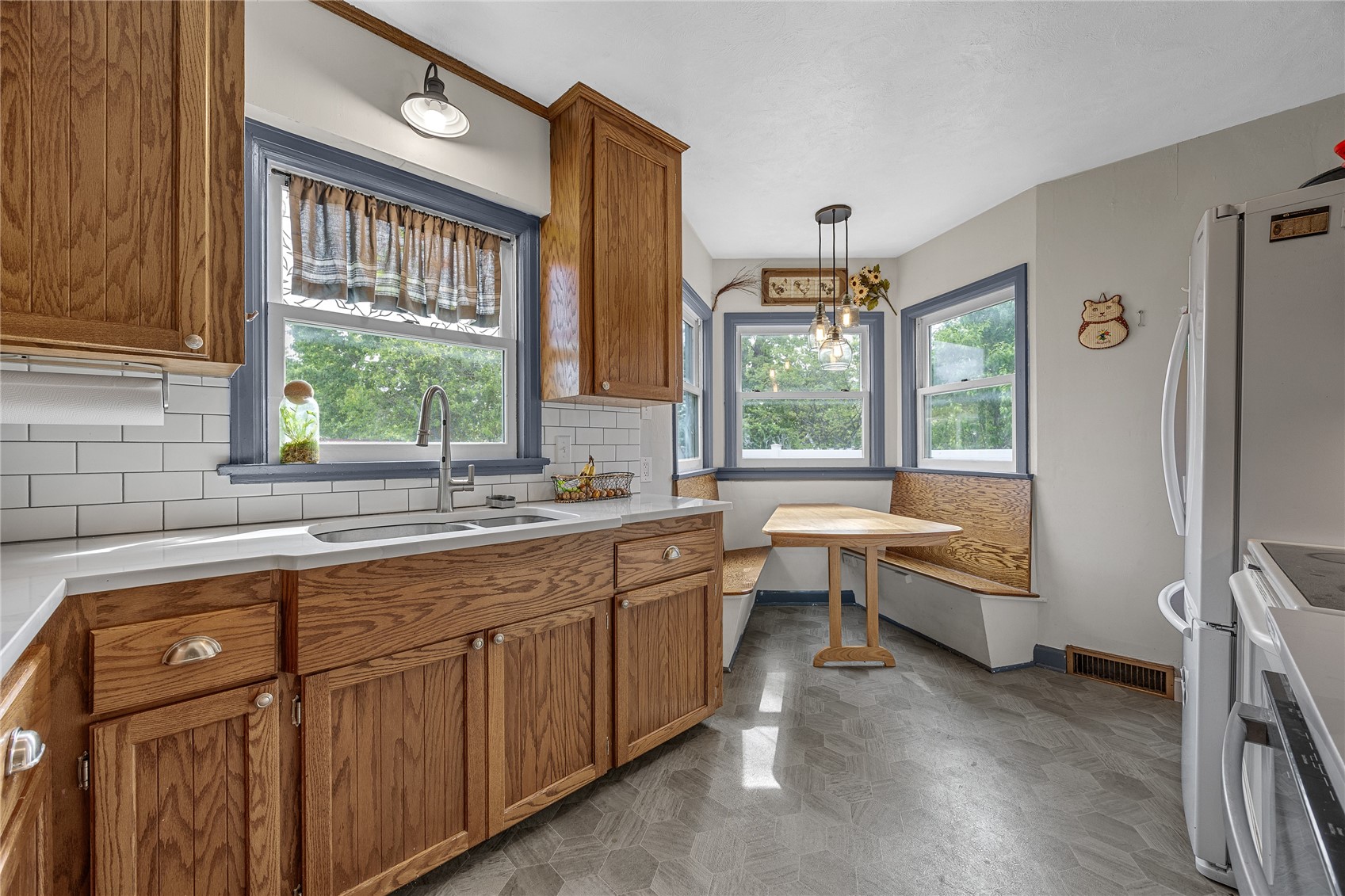 2617 Country Club Parkway SE