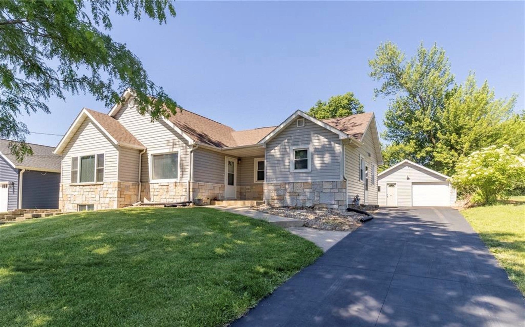 1230 Belmont Parkway NW