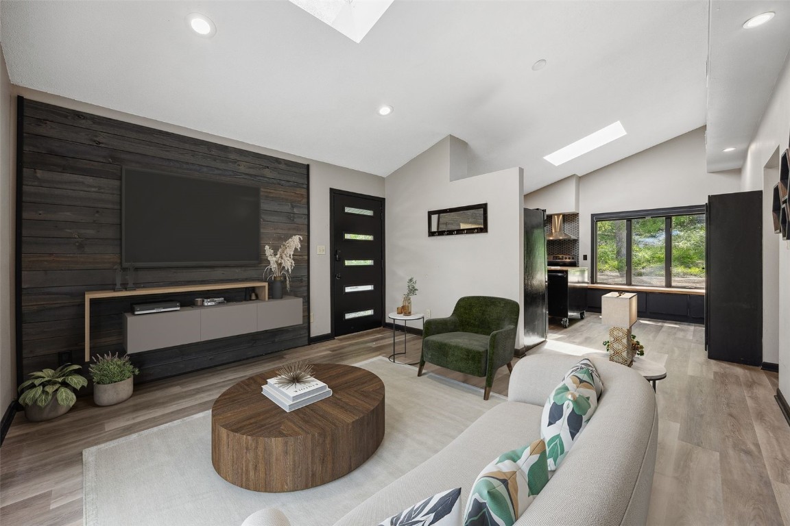 1145 Old Quarry Ln