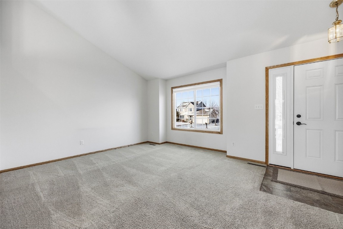 3425 Falcon View Road SW