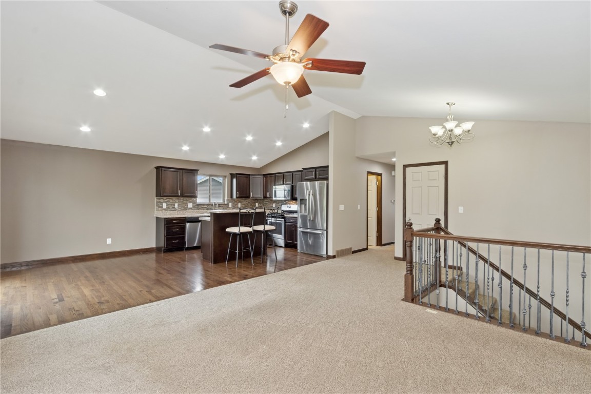 4594 Creekview Trail