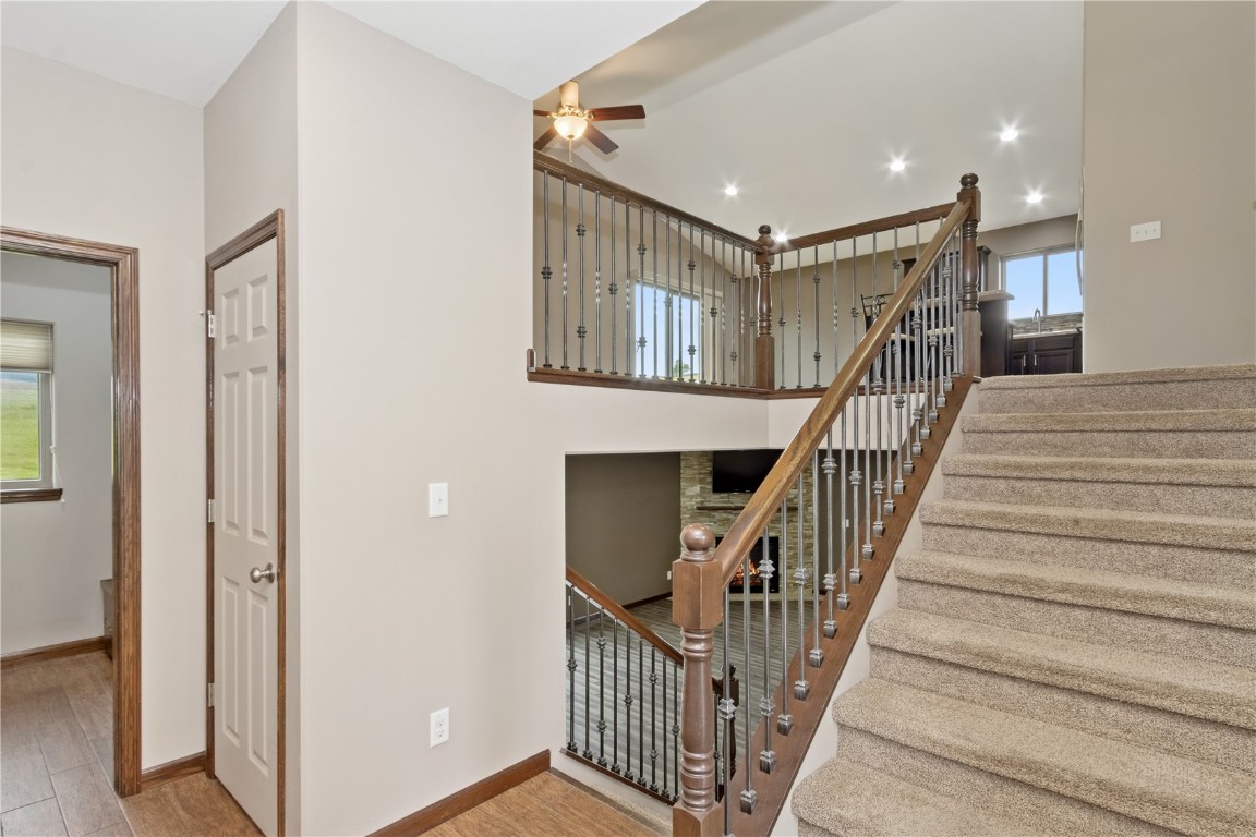 4594 Creekview Trail