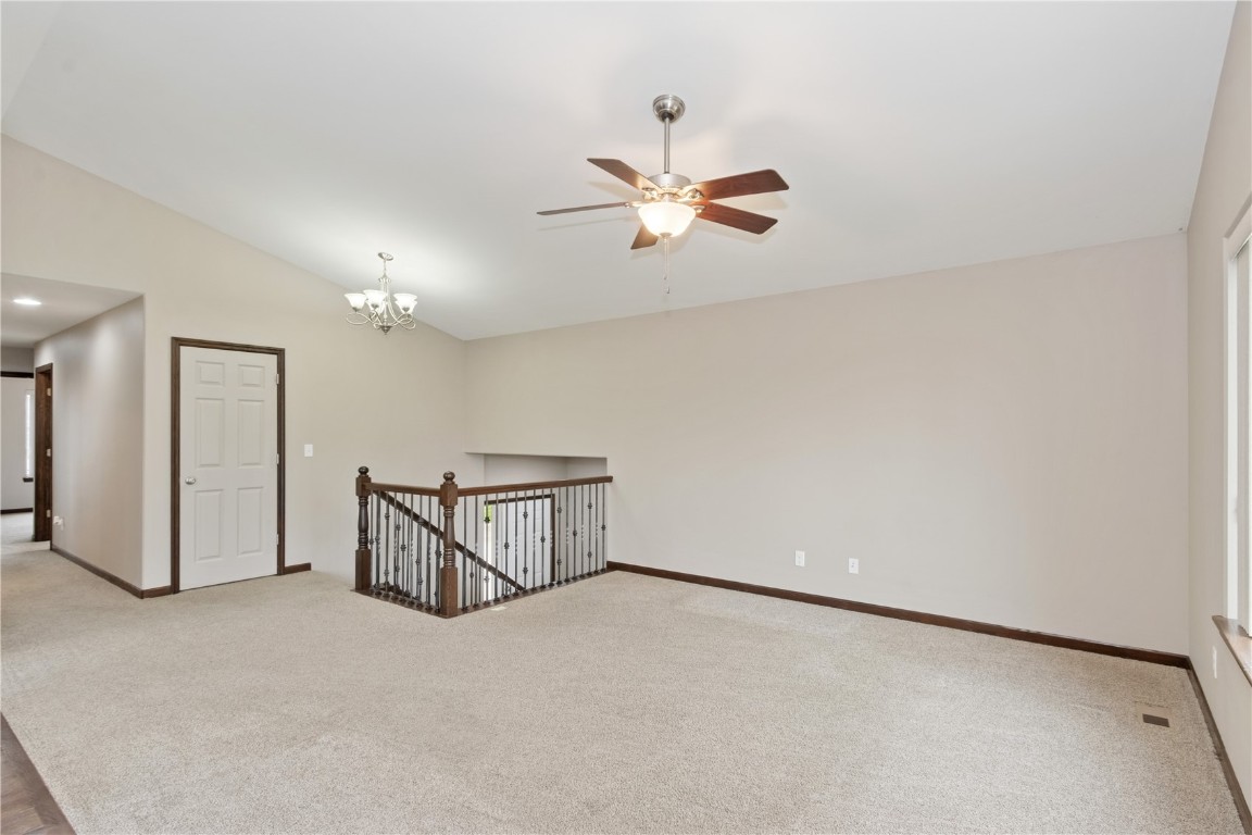 4594 Creekview Trail
