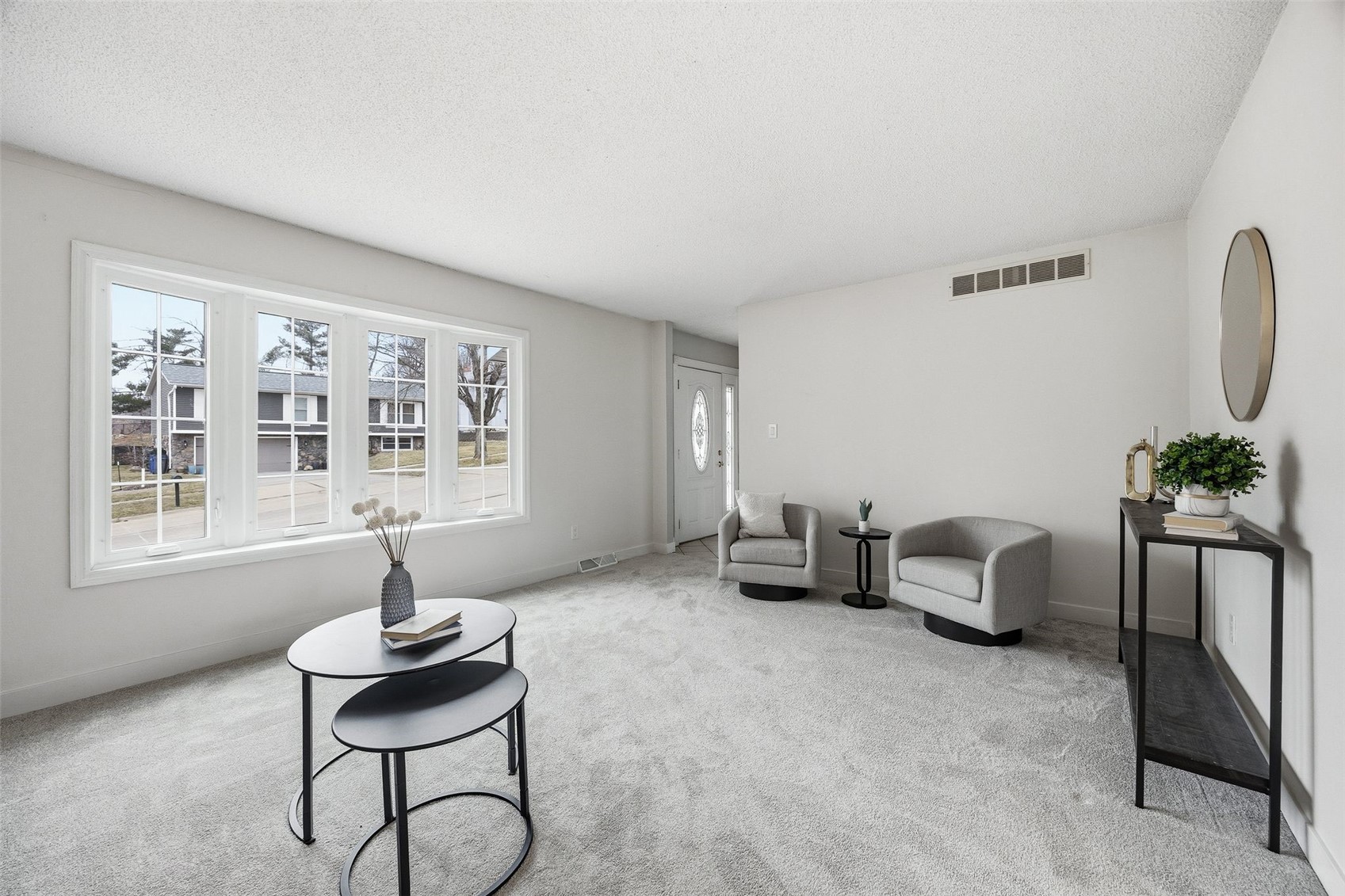 3008 Circle Hill Court NE