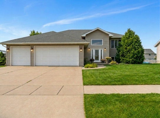 206 LONGWORTH AVE, ALBURNETT, IA 52202 - Image c83aefacf6914e2bfd8d52823923c59a/1295536635