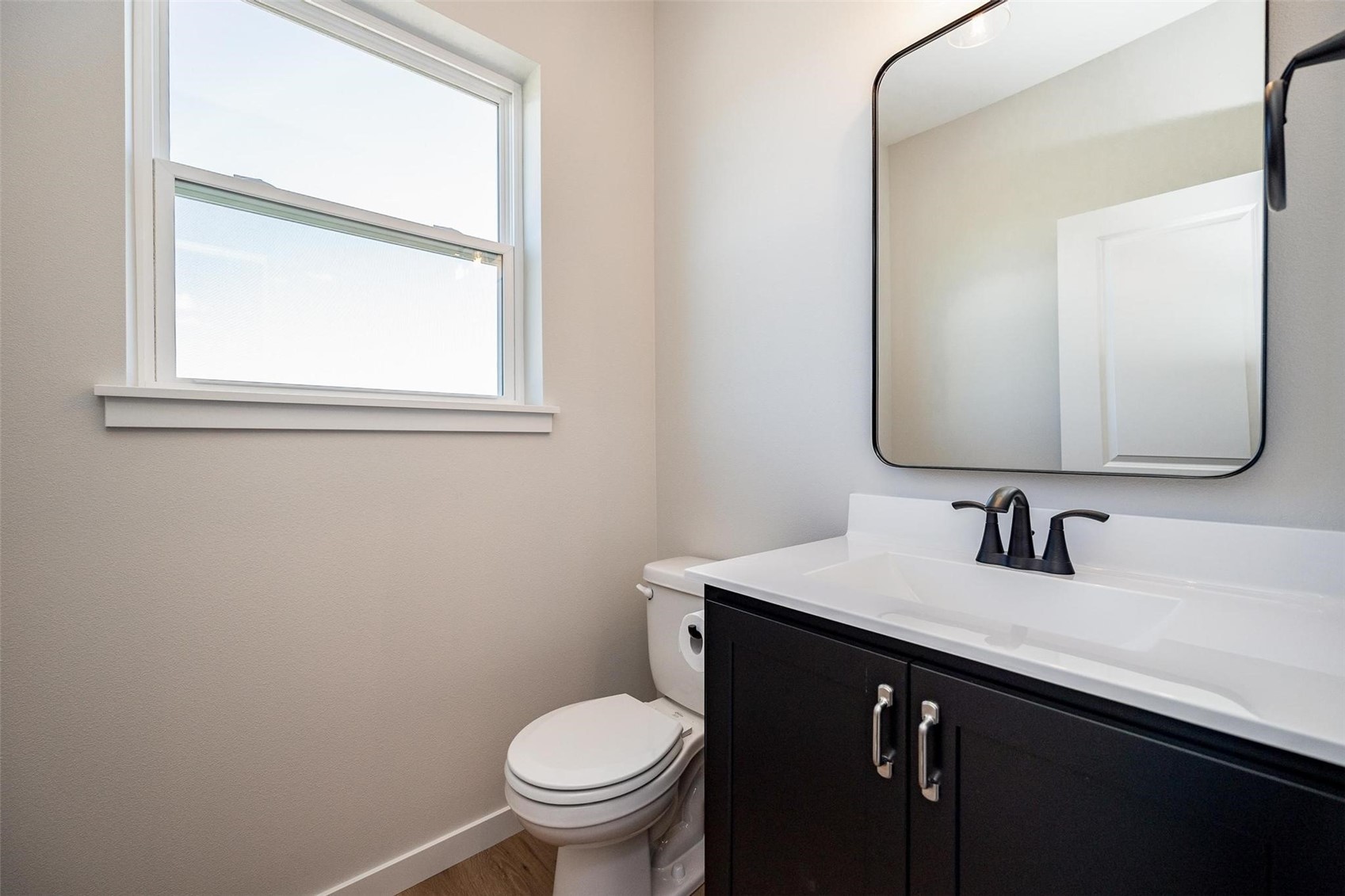 233 McCarran Avenue NE