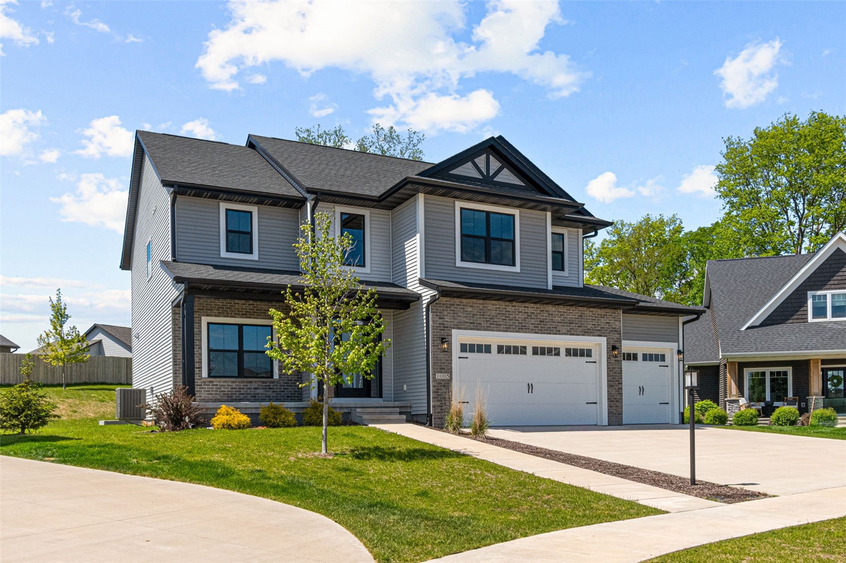 1005 Thomas Circle