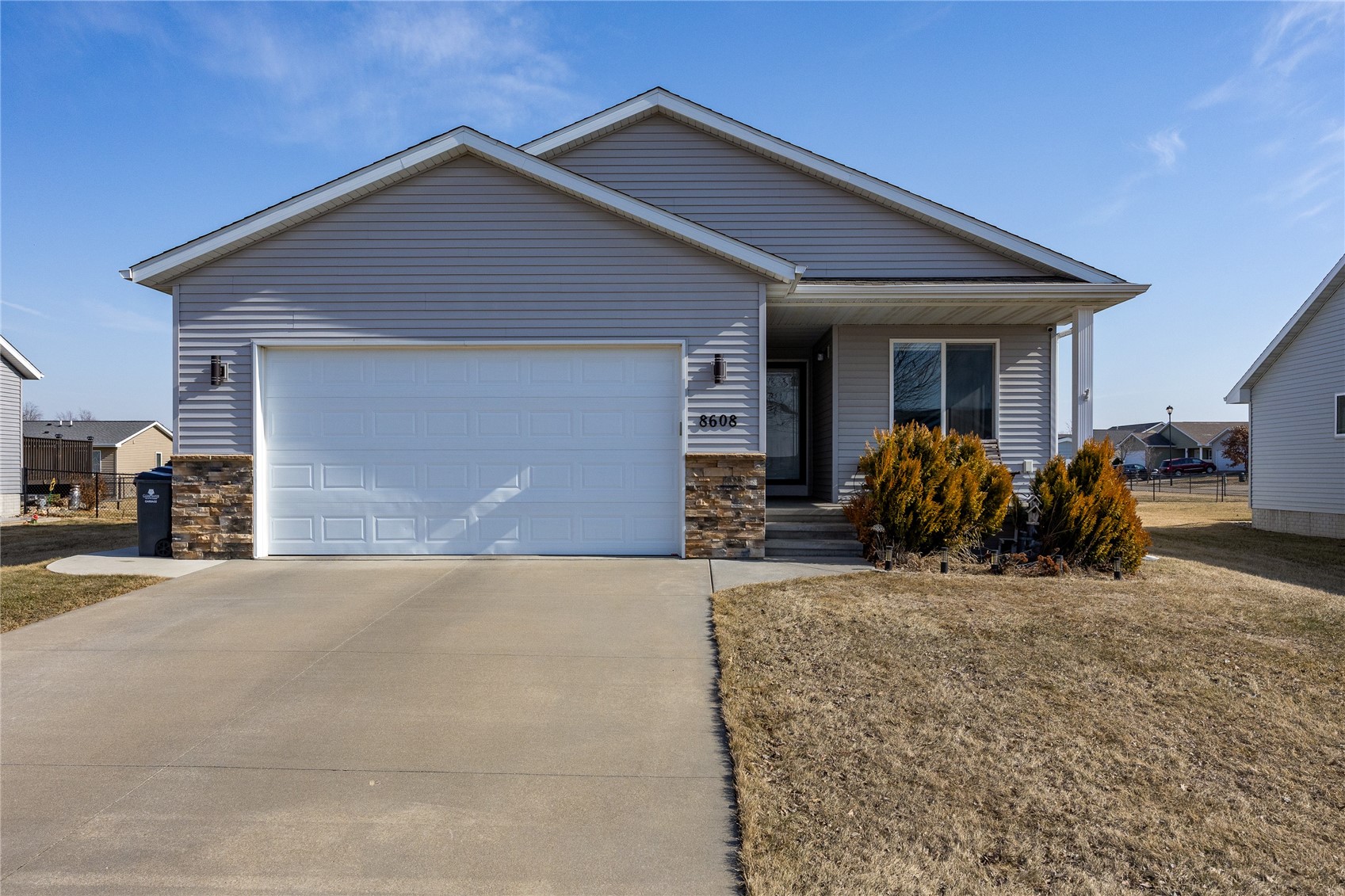 8608 Flatbush Court NE