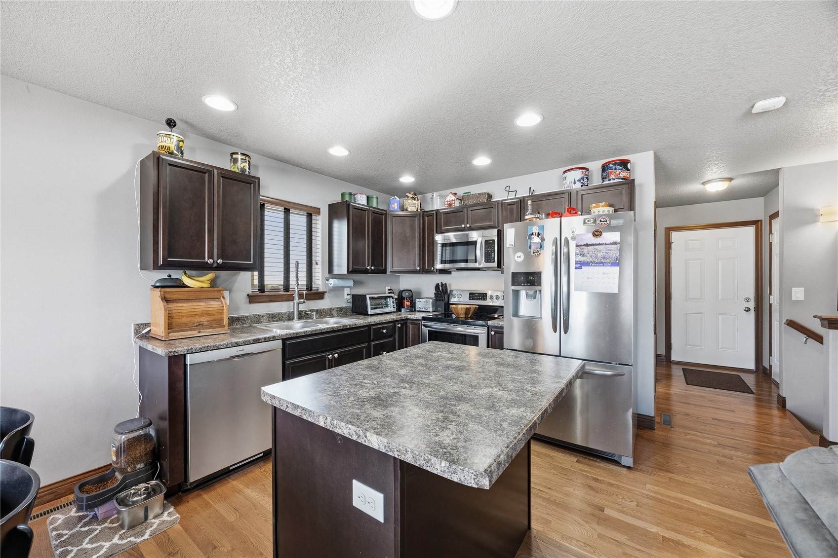 8608 Flatbush Court NE