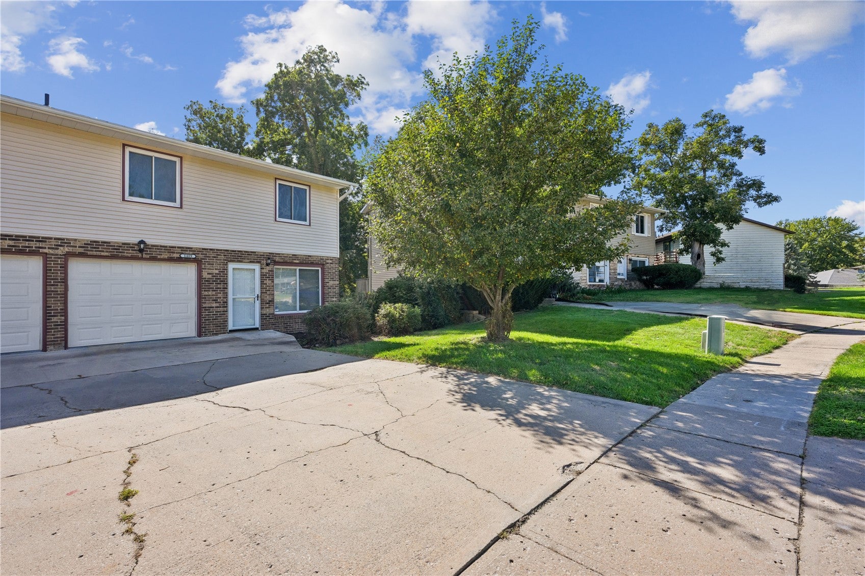 1409 Eastview Drive