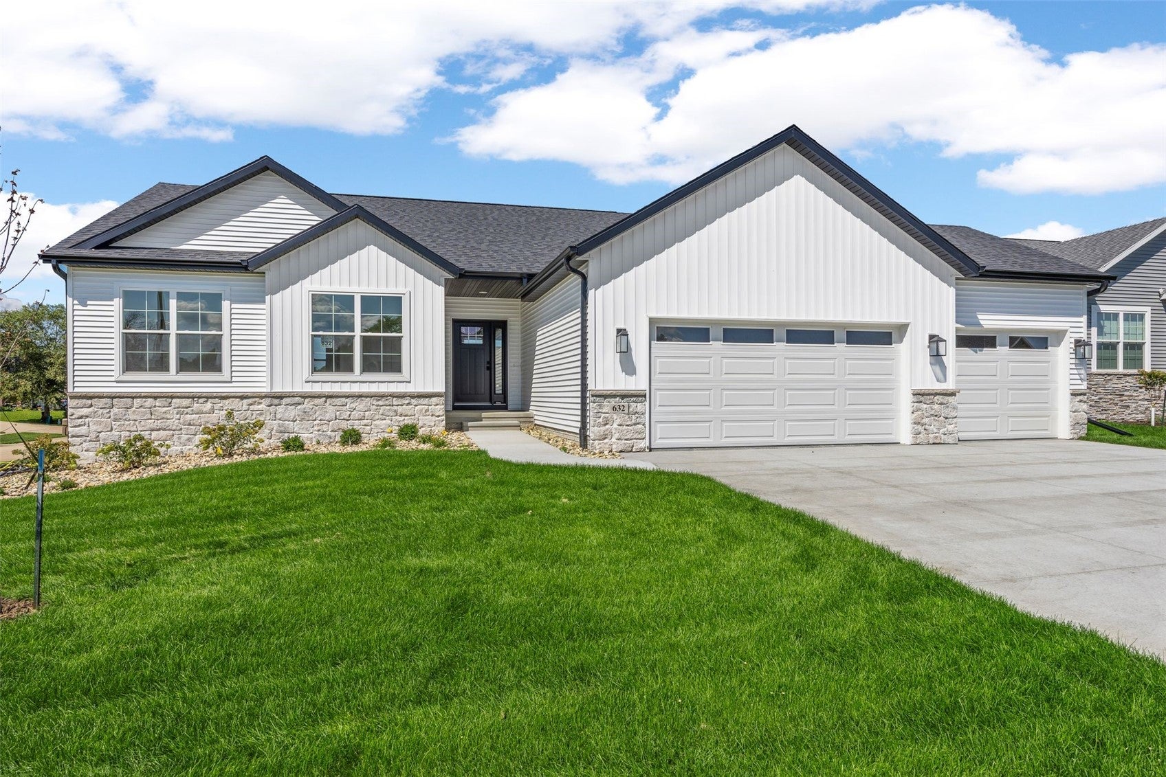632 Grey Slate Drive SW