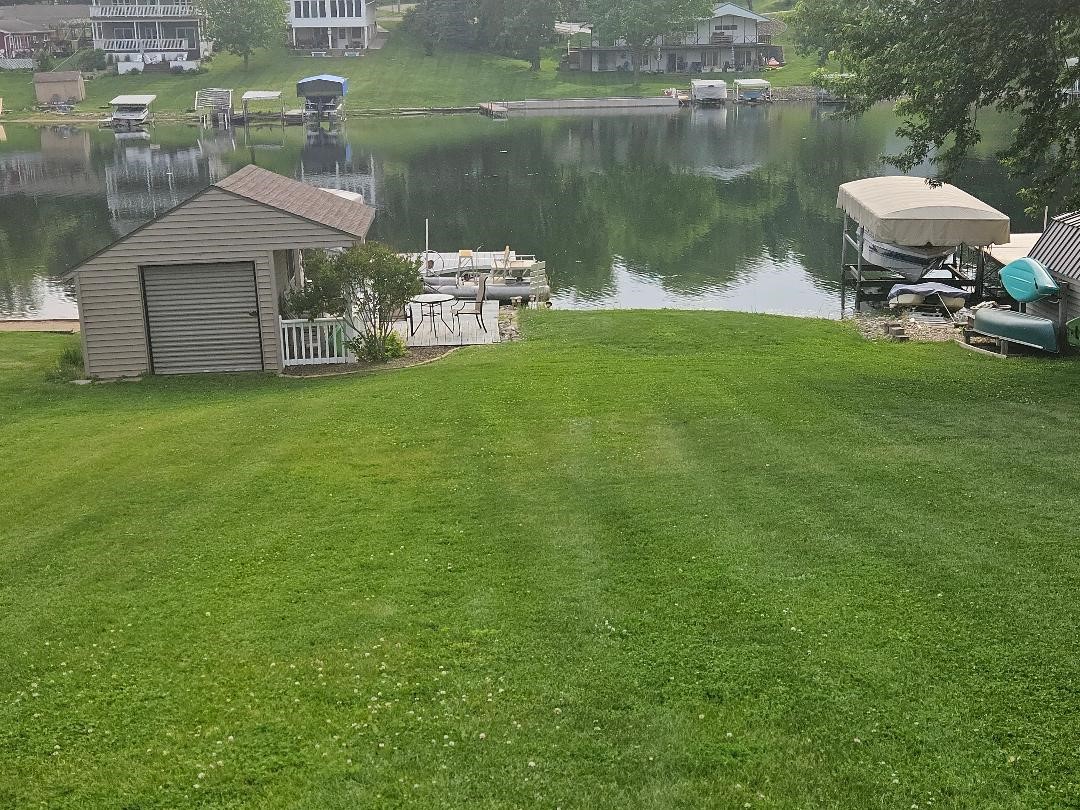 1326 Lakeshore Drive