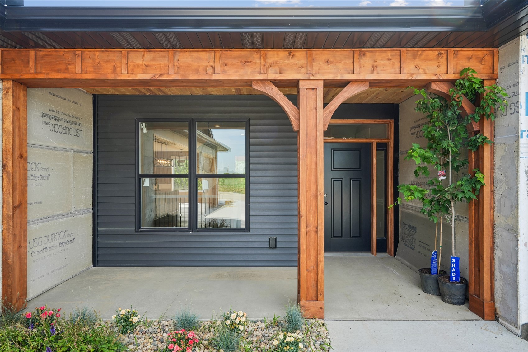 120 Howard Ave