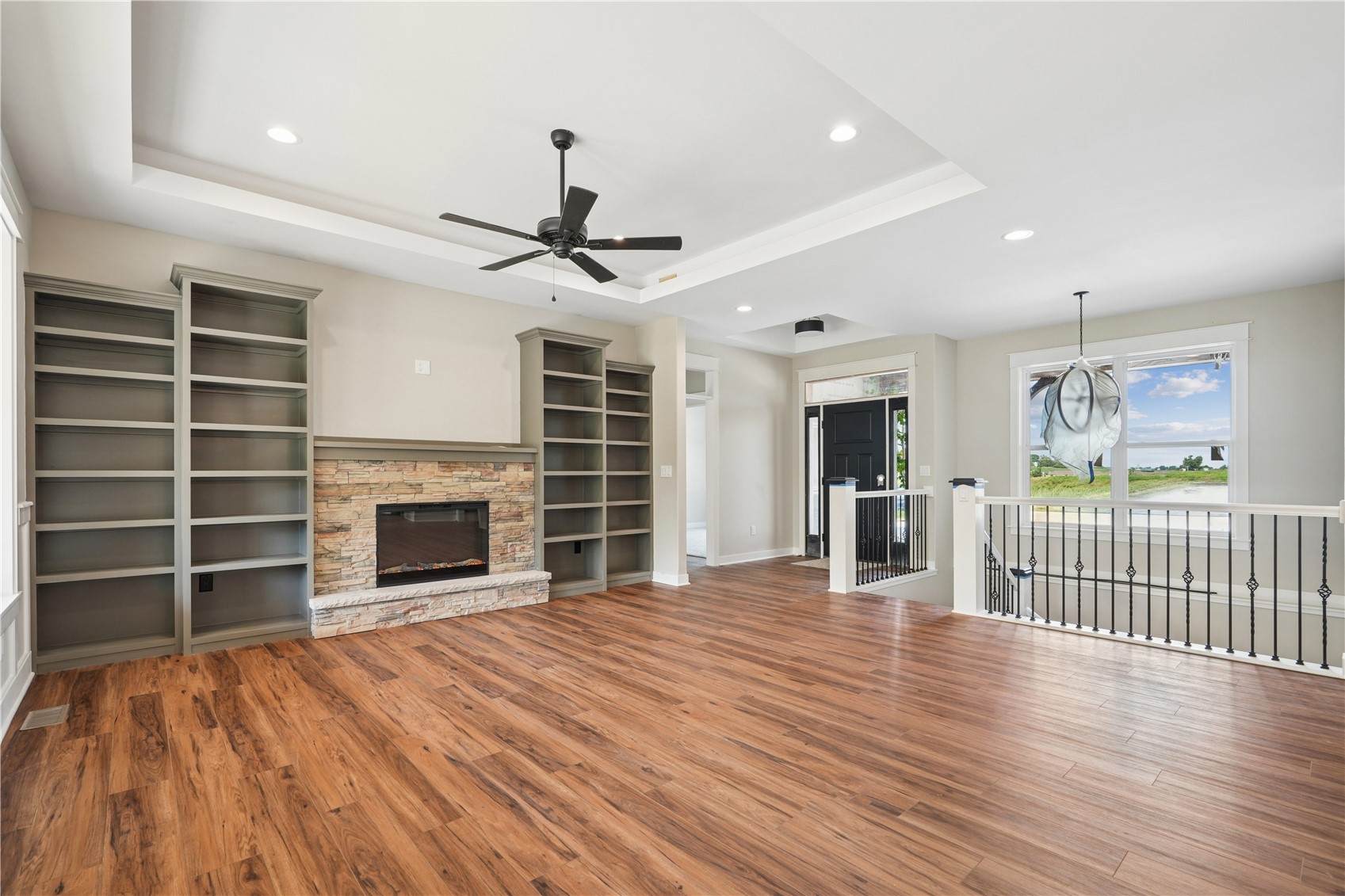 120 Howard Ave