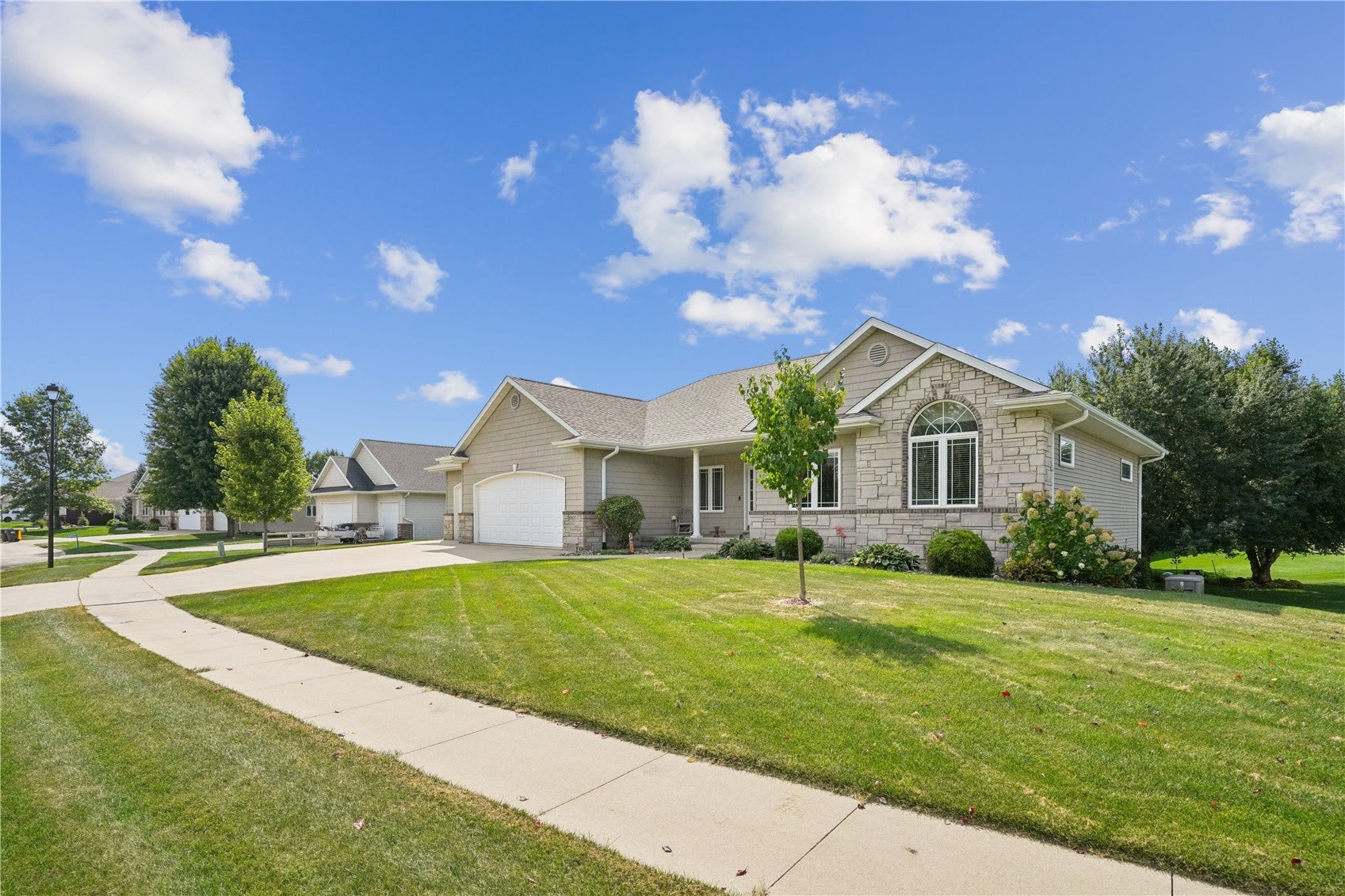 6835 Flint Rock Court