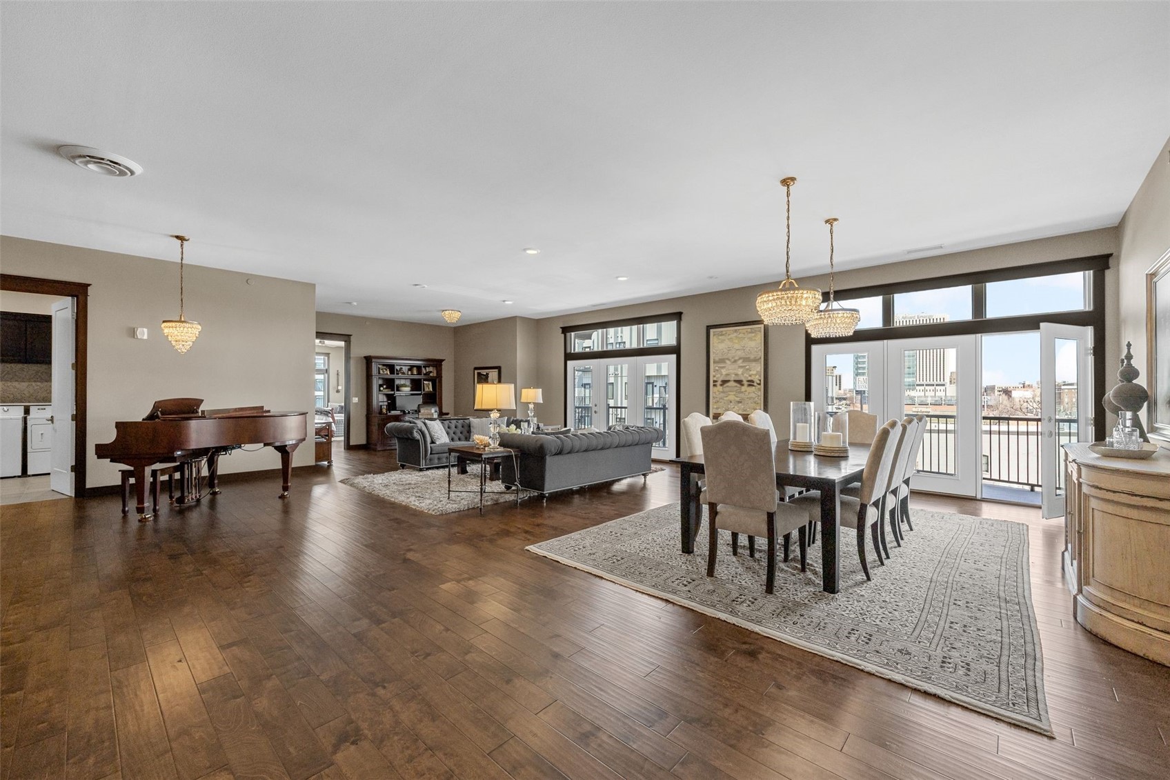 Cedar Rapids, Iowa, 52404, United States, 3 Bedrooms Bedrooms, ,3 BathroomsBathrooms,Residential,Active,2030590