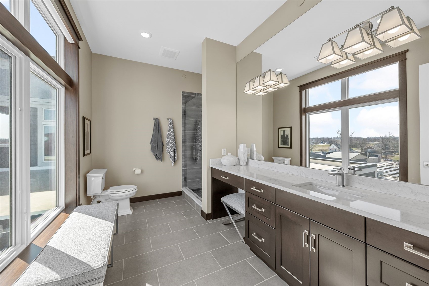 Cedar Rapids, Iowa, 52404, United States, 3 Bedrooms Bedrooms, ,3 BathroomsBathrooms,Residential,Active,2030590