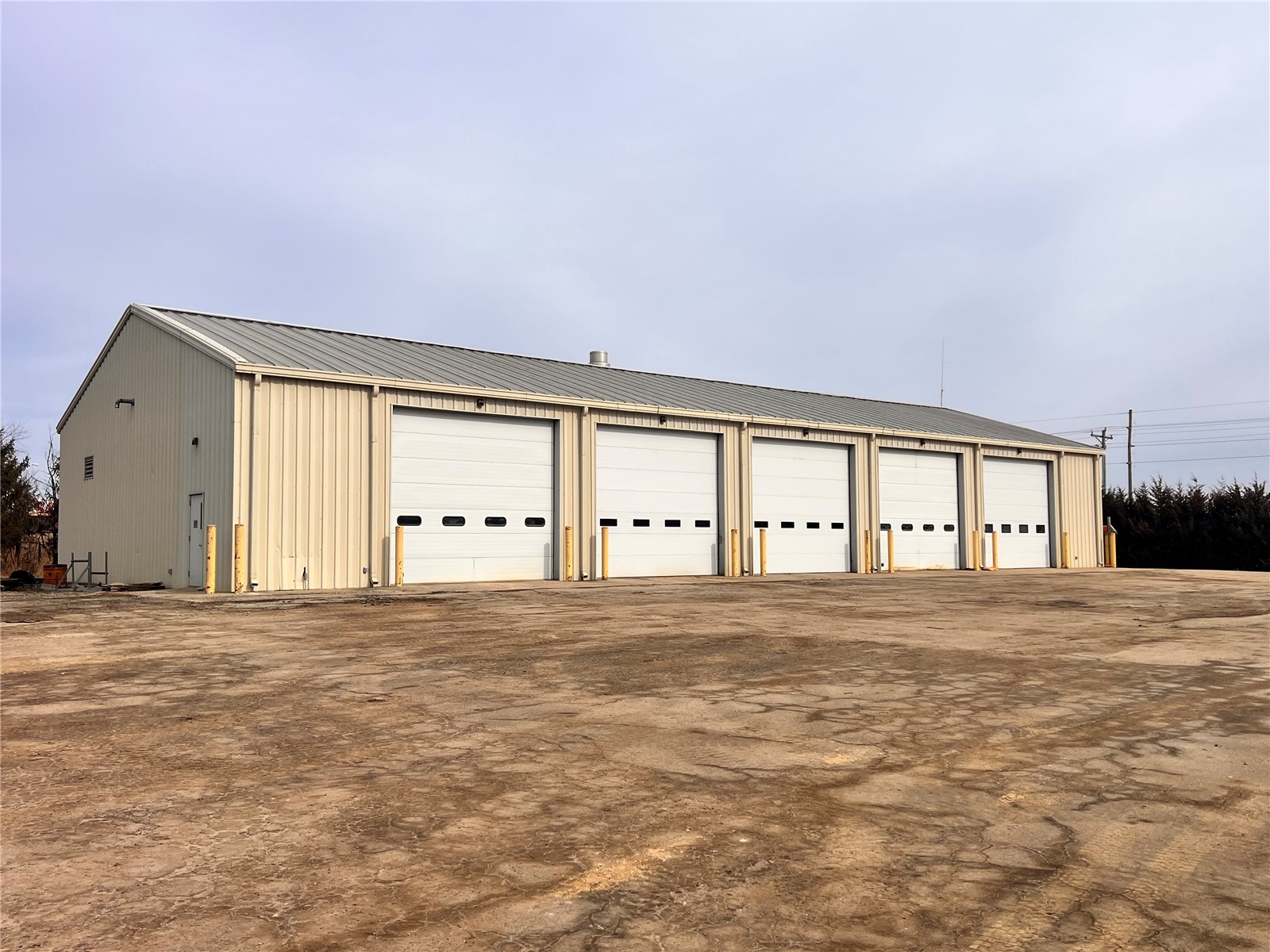 Photo 1 of 10 — 650 Walford Road SW, Cedar Rapids, IA 52404