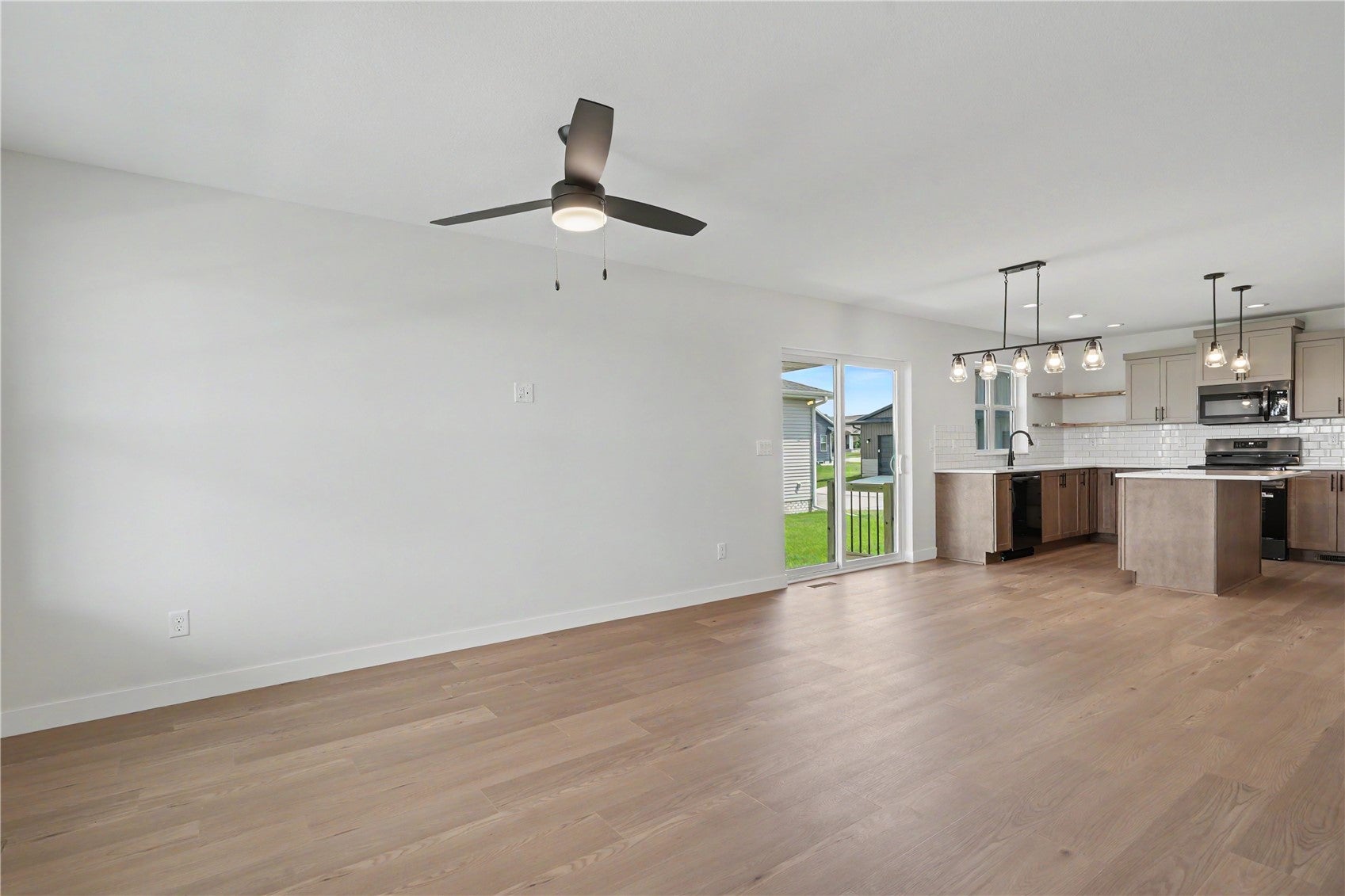 2334 Bluegrass Street