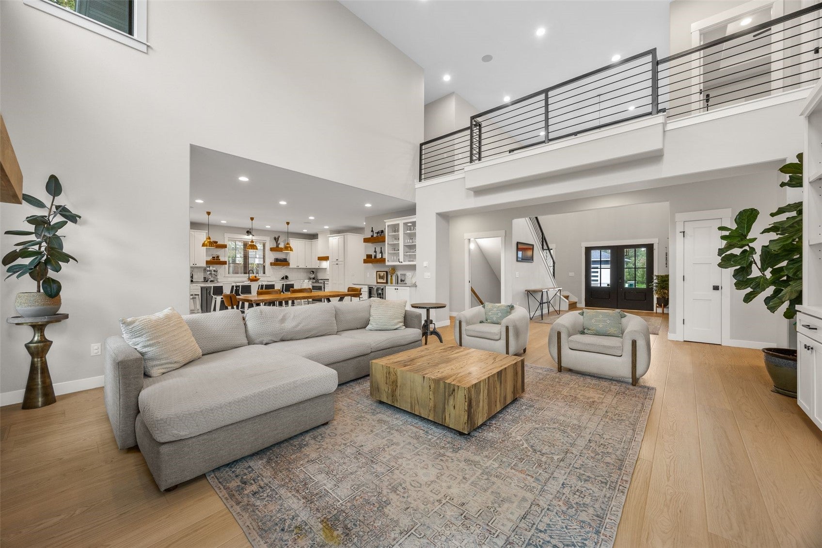 1022 Oakes Drive