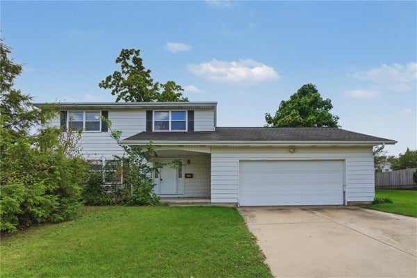 2815 GLEN ELM DR NE, CEDAR RAPIDS, IA 52402 - Image d6d9c91a6ffa84aafbec6d8febfa3274/2986471495
