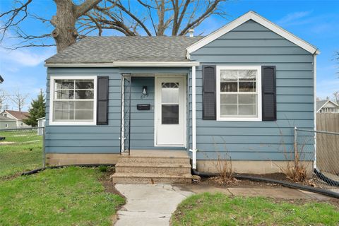 829 14th Street NE Cedar Rapids IA 52402