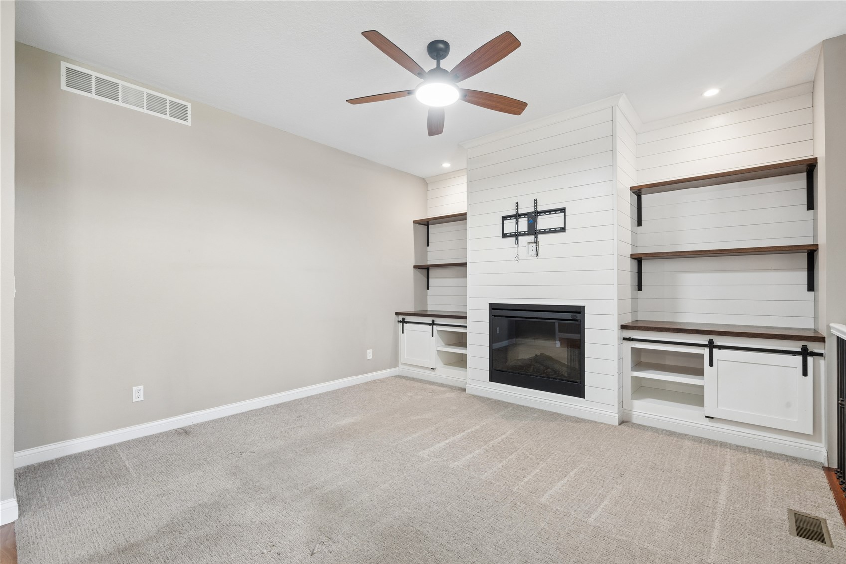 5012 Hay Field Court SW