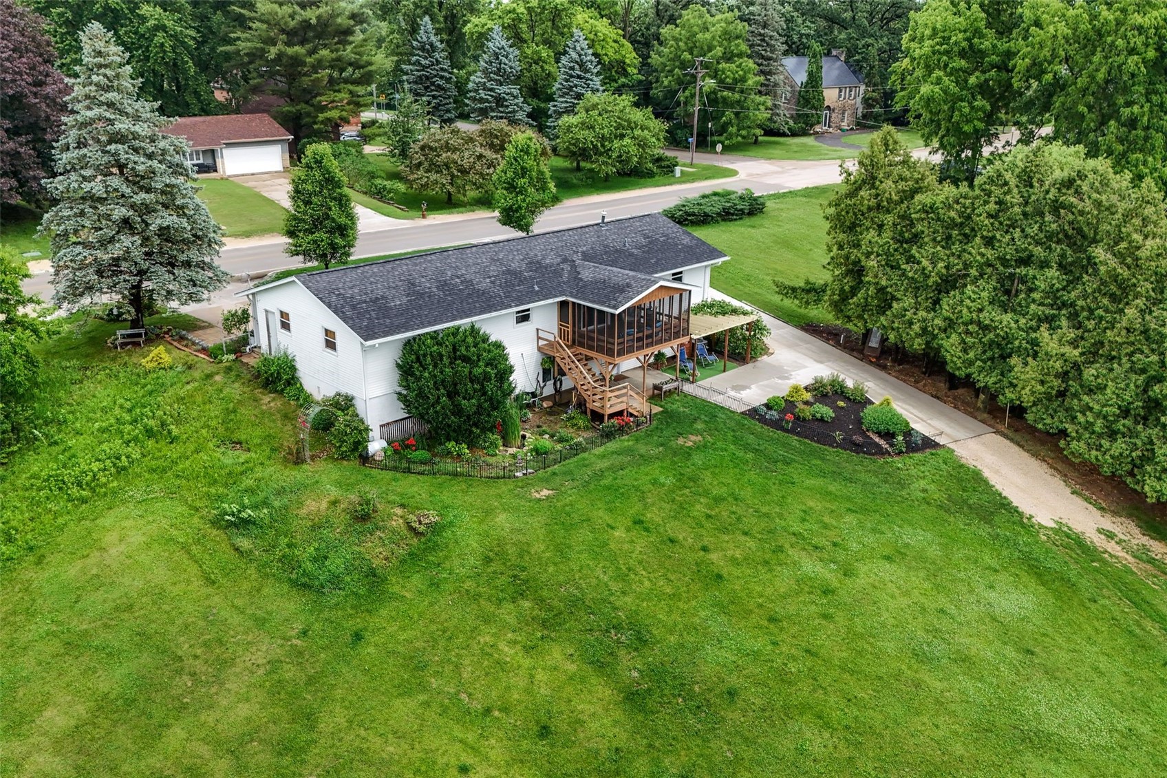 Photo 1 of 50 — 402 N Ford Street, Anamosa, IA 52205