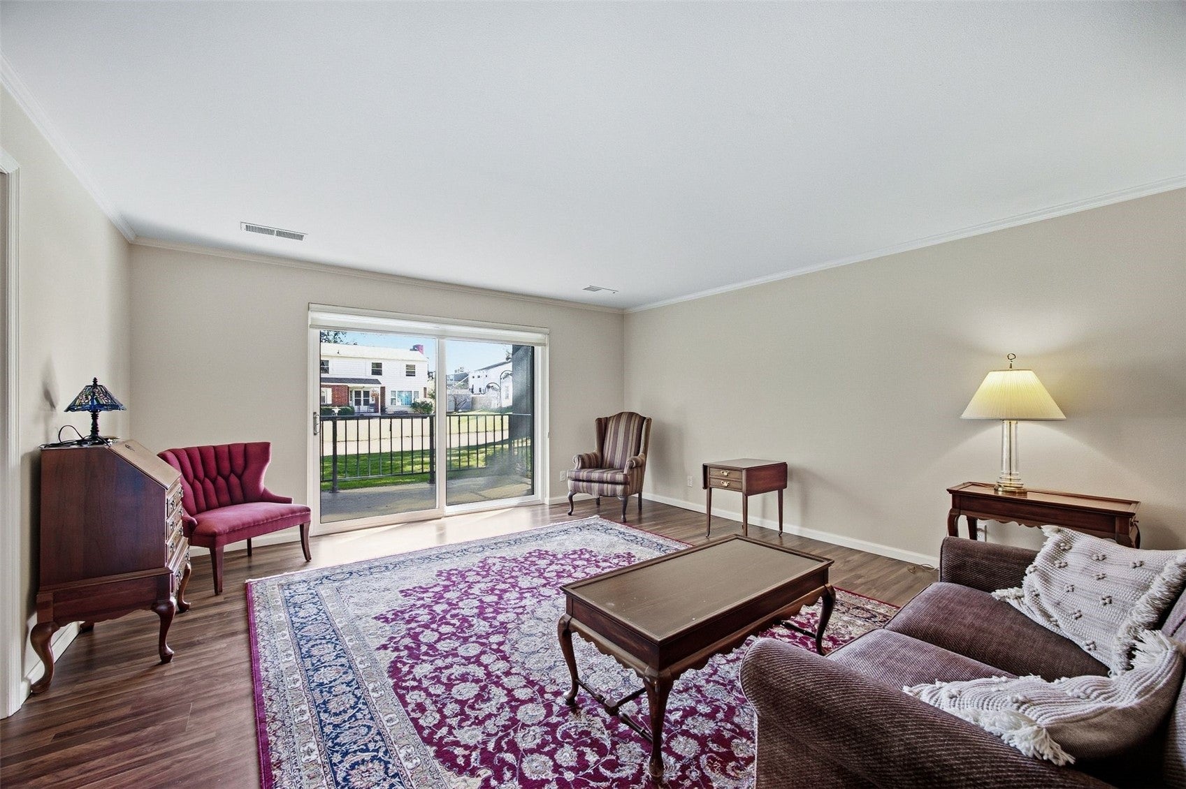 150 Thompson Dr SE 104