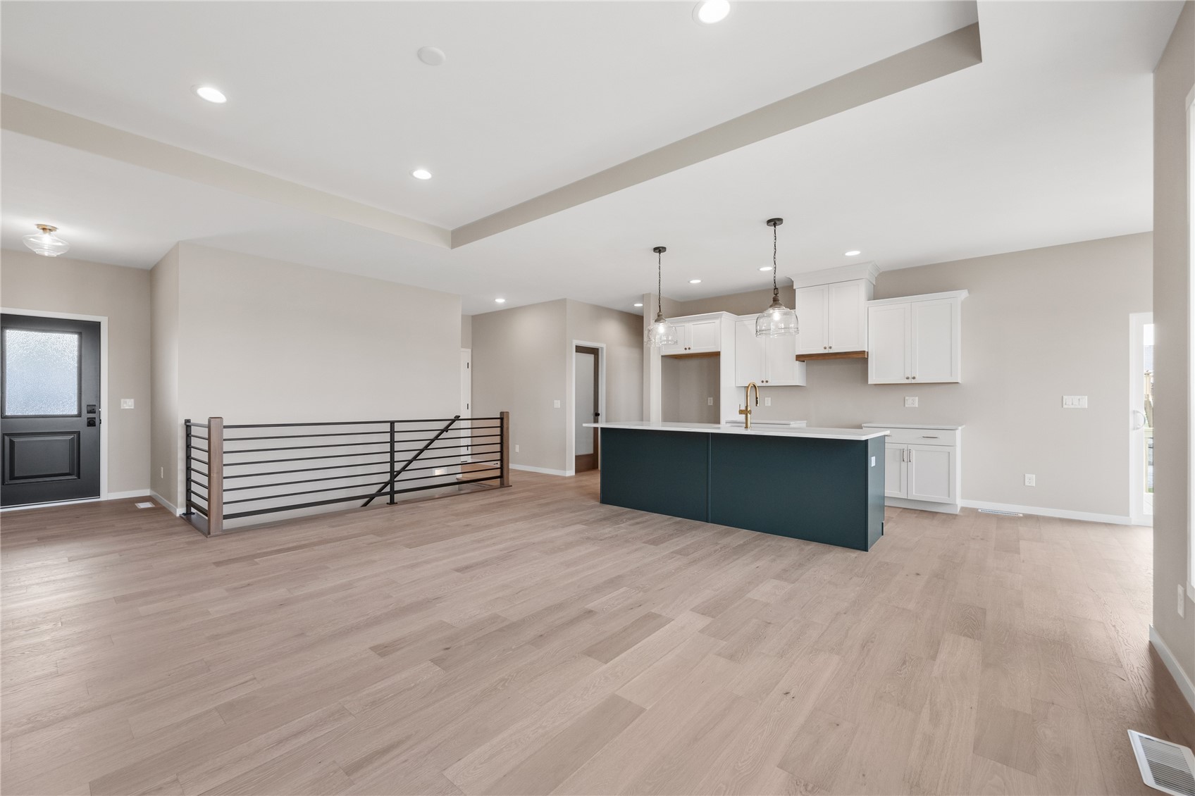 218 McCarran Avenue NE