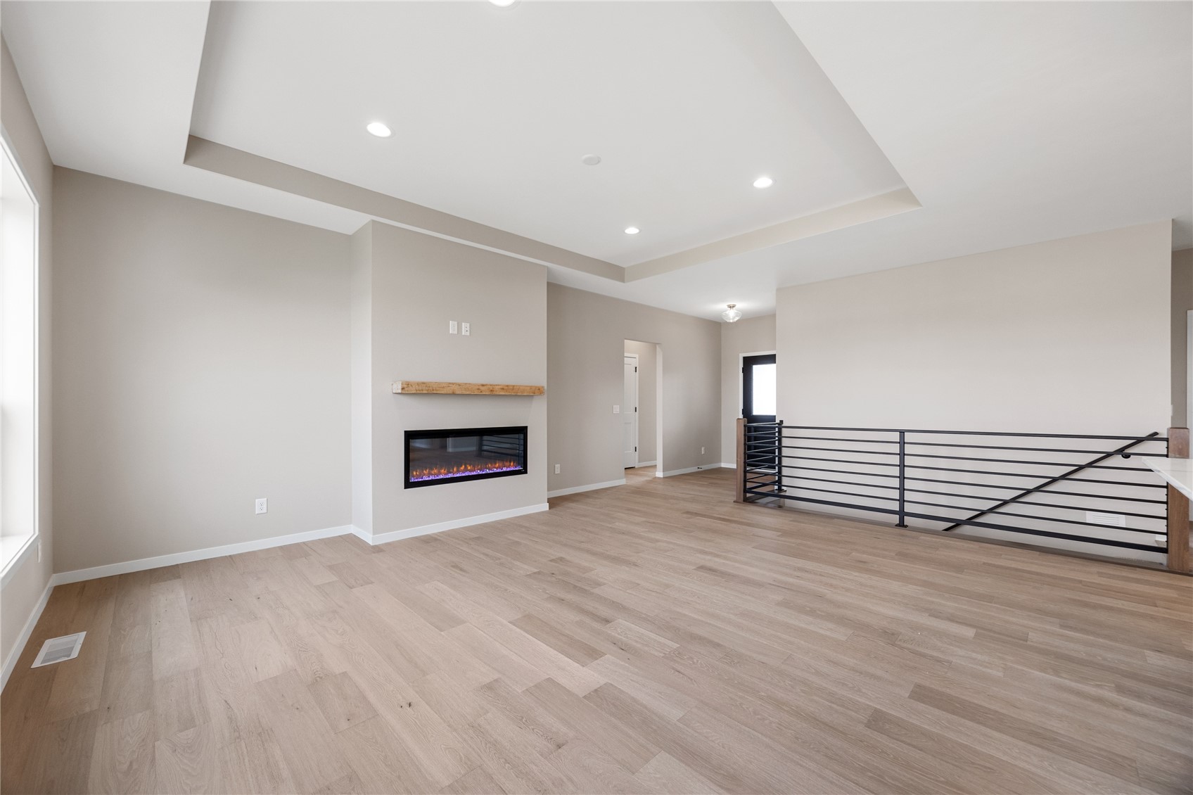 218 McCarran Avenue NE