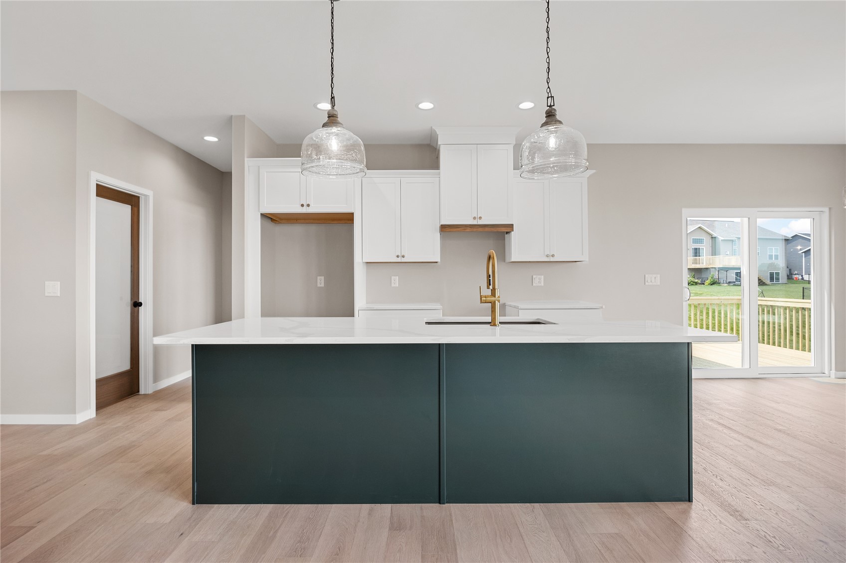 218 McCarran Avenue NE