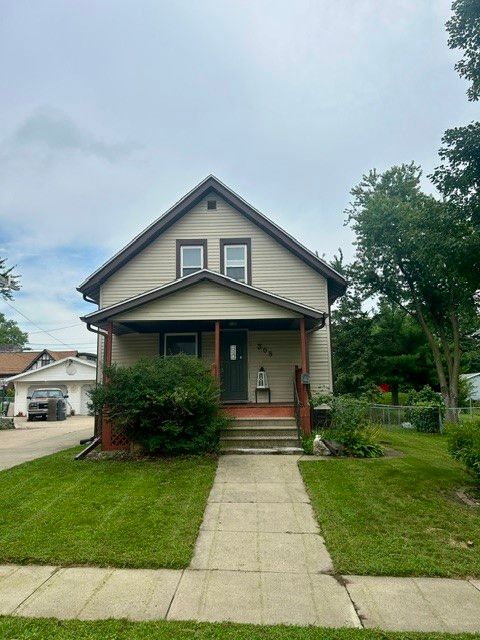 308 34th Street NE Cedar Rapids IA 52402