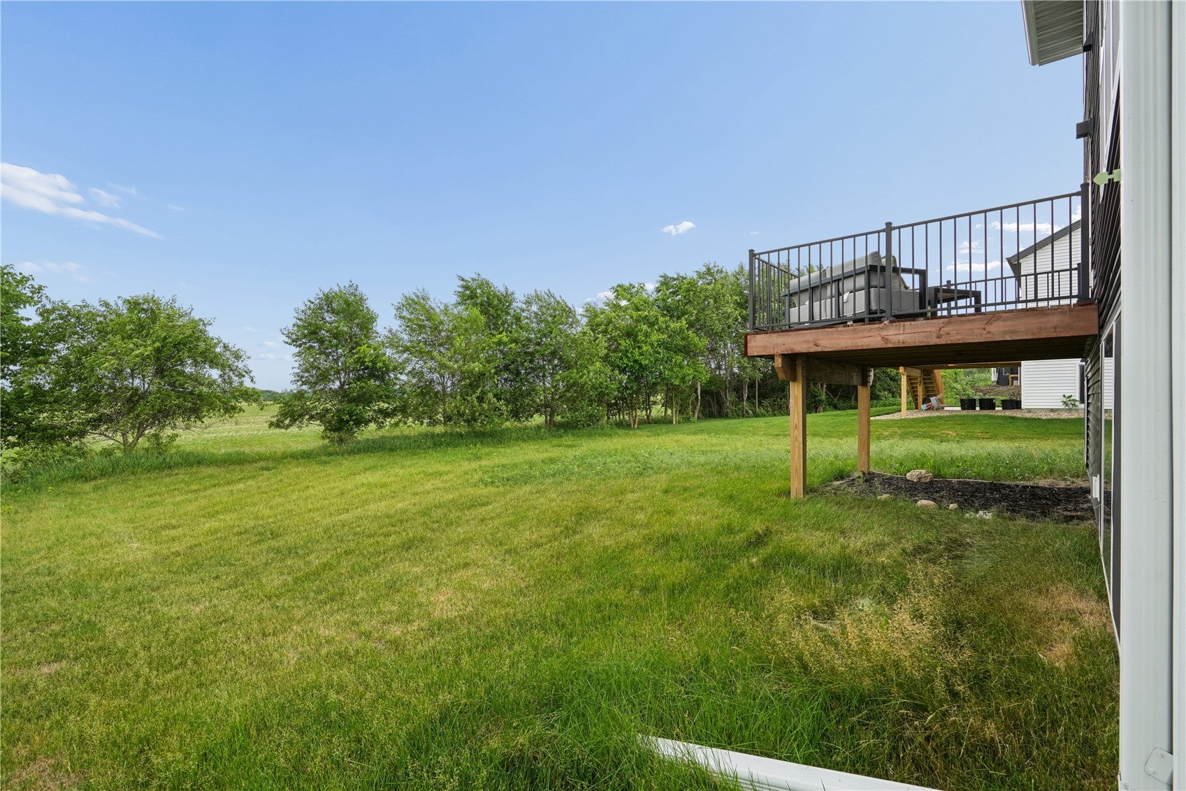 808 Crestview Drive