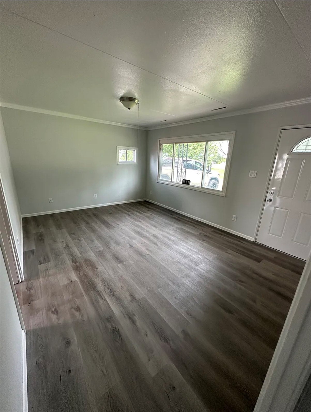 2430 Linwood Street SW