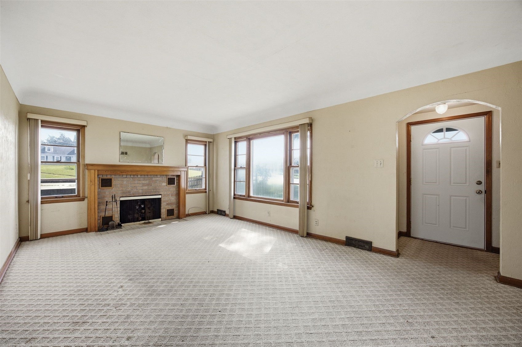 2115 3rd Street SW