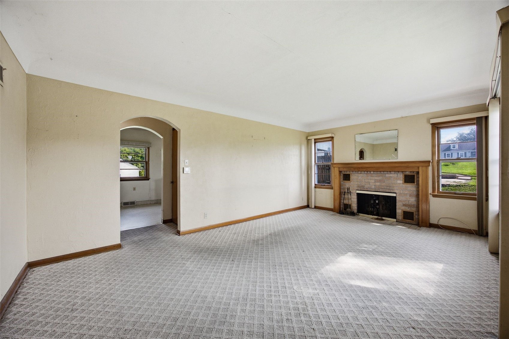2115 3rd Street SW