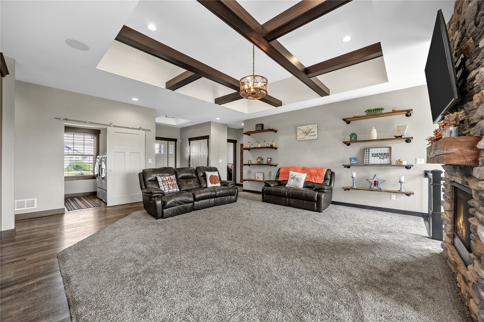 1439 Hunters Field Lane