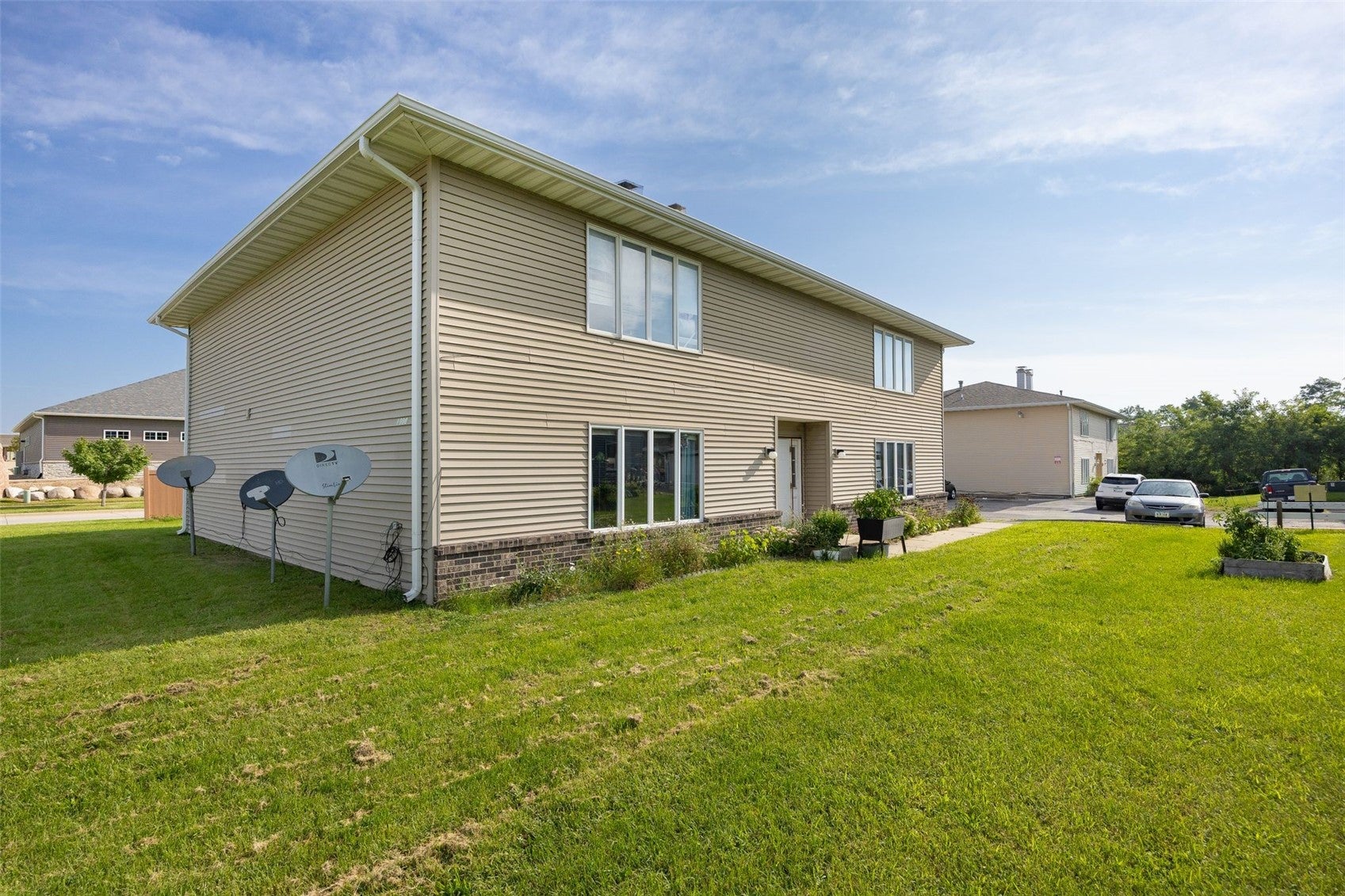 1008 Bridget Court SE