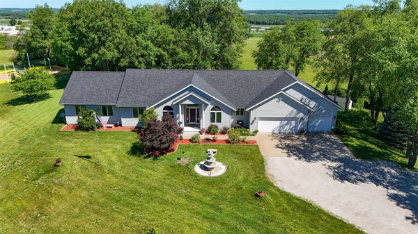 2963 170TH ST, SOUTH AMANA, IA 52334 - Image e26fb39b11ee5d8acedf13b04098eb6b/728400694