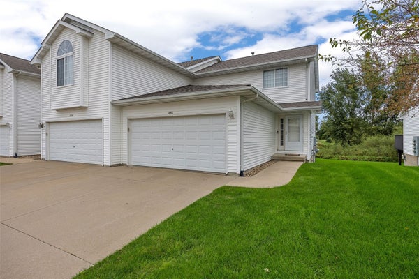 4590 SNOWGOOSE CT, MARION, IA 52302 - Image e3fddab3b3a647ca15c9b47efed6d72a/2102829000